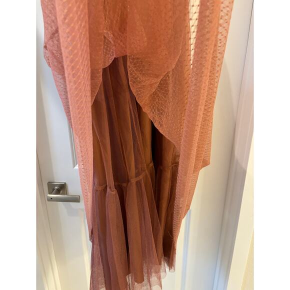 Express blush pink v-neck midi dress with tulle Size 4 EUC fairy feminine - Picture 3 of 4